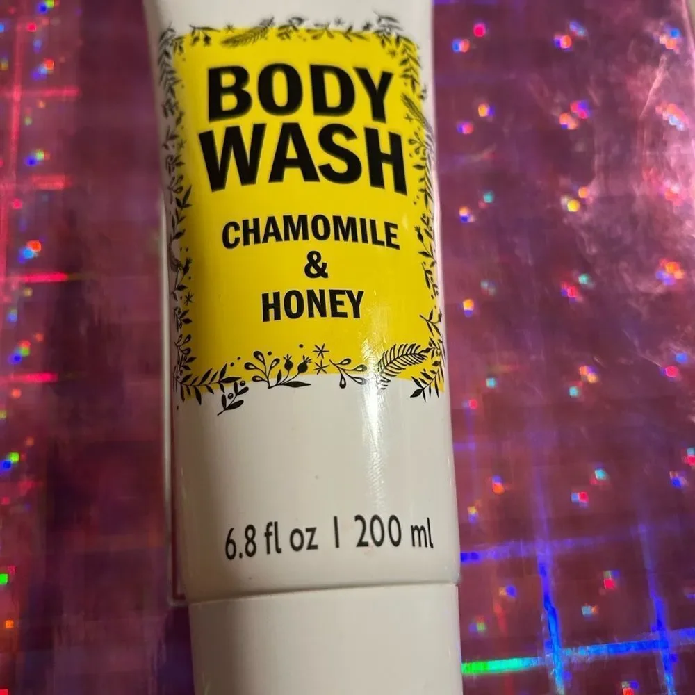 🛍️Bolero of Beverly Hills Bolero Chamomile + Honey Body Wash 6.8FLOZ